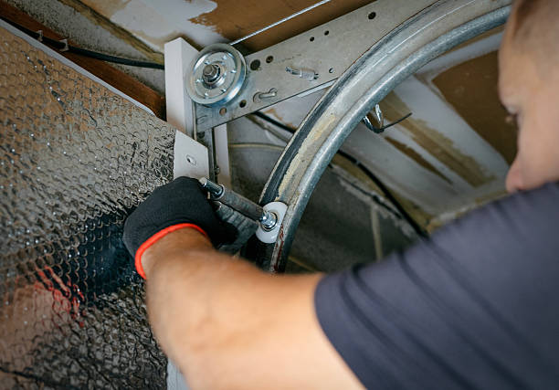 Affordable Garage Door solutions in Tashua, CT